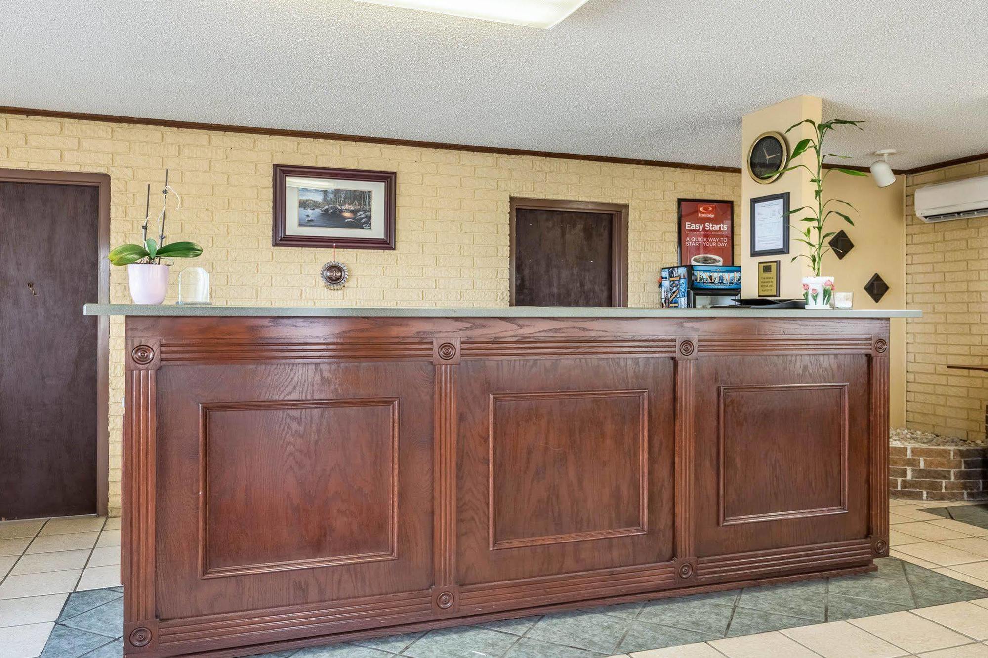 Days-Inn By Wyndham Batesville Ar Exterior photo